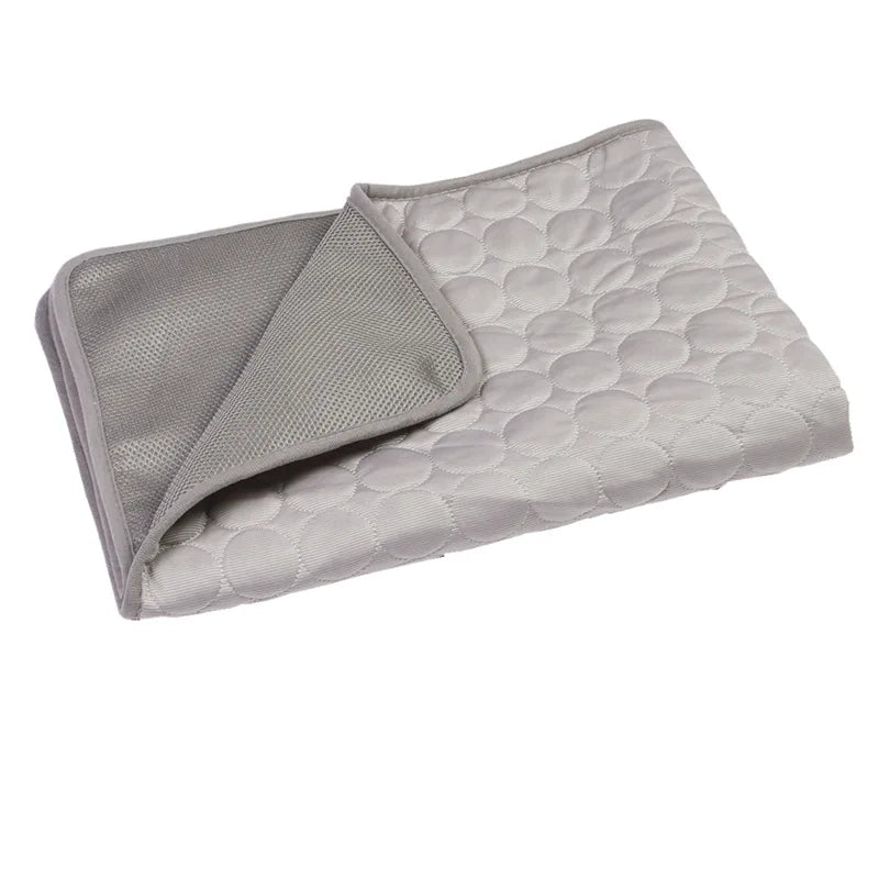 Keep Your Pup Cool This Summer with Our Breathable and Washable Cooling Dog Mat - Perfect for All Sizes!