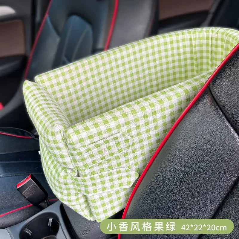 Ultimate Portable Dog Car Seat Bed - The Safe and Stylish Travel Carrier for Small Dogs and Cats